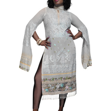 Load image into Gallery viewer, Preowned Traditional Maslin Tunic Dress Size L
