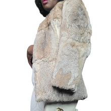 Load image into Gallery viewer, 1970s Vintage Rabbit Fur Jacket Size M
